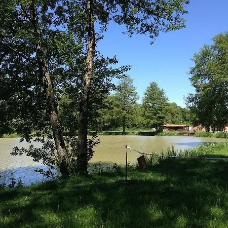 Camping De Mepillat Camping 3*